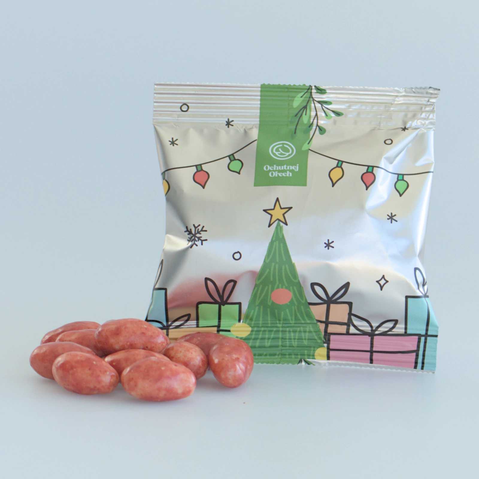 Ochutnaj Vianoce - Mandle JAHODOVÉ v bielej čokoláde