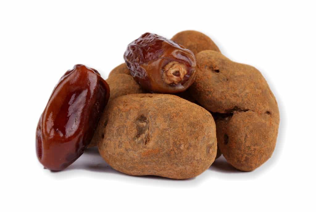 sušené datle v horkej čokoláde so ŠKORICOU 