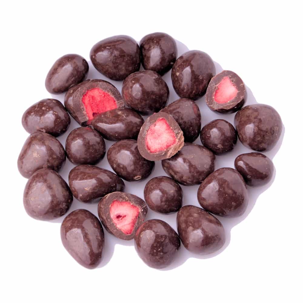 Lyofilizované jahody v horkej čokoláde