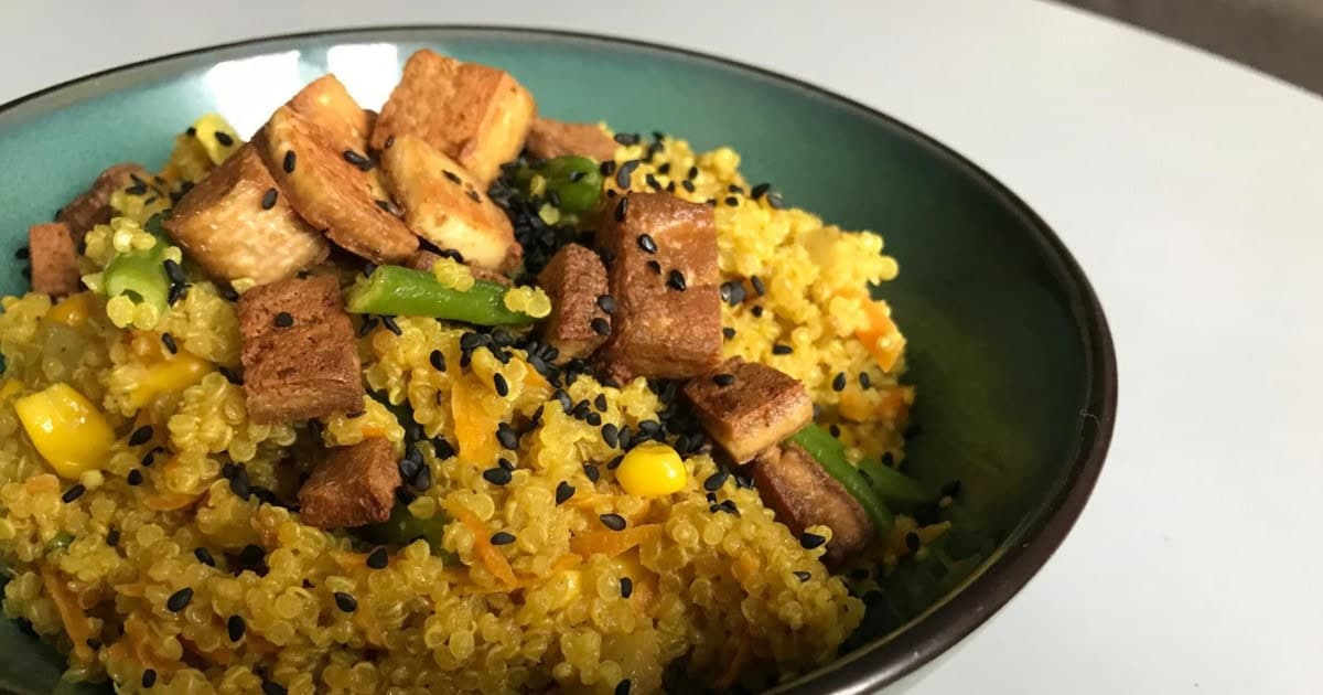 Ázijské kari rizoto z quinoy so zeleninou