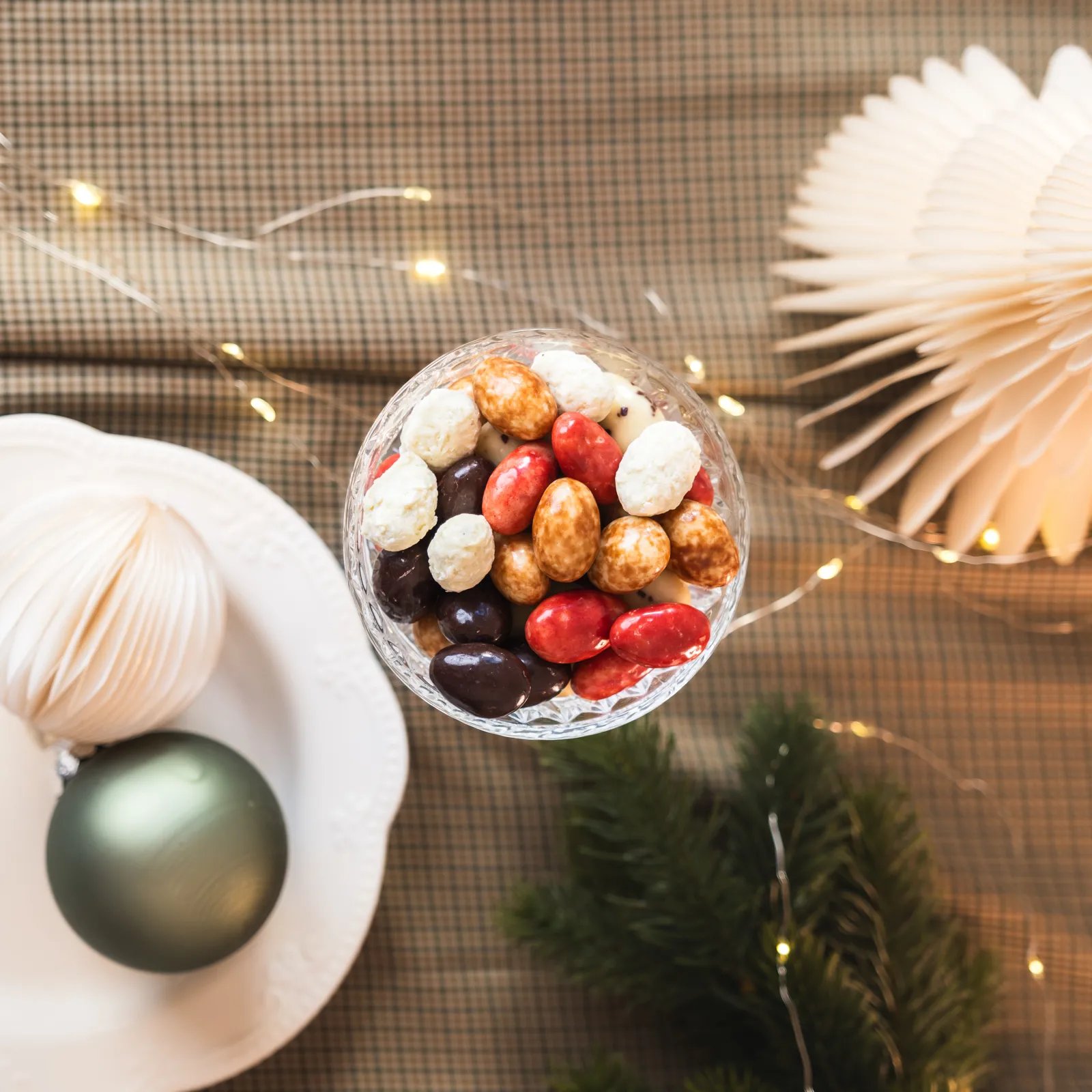 Darčekový kornút Šťastné a veselé 600 g