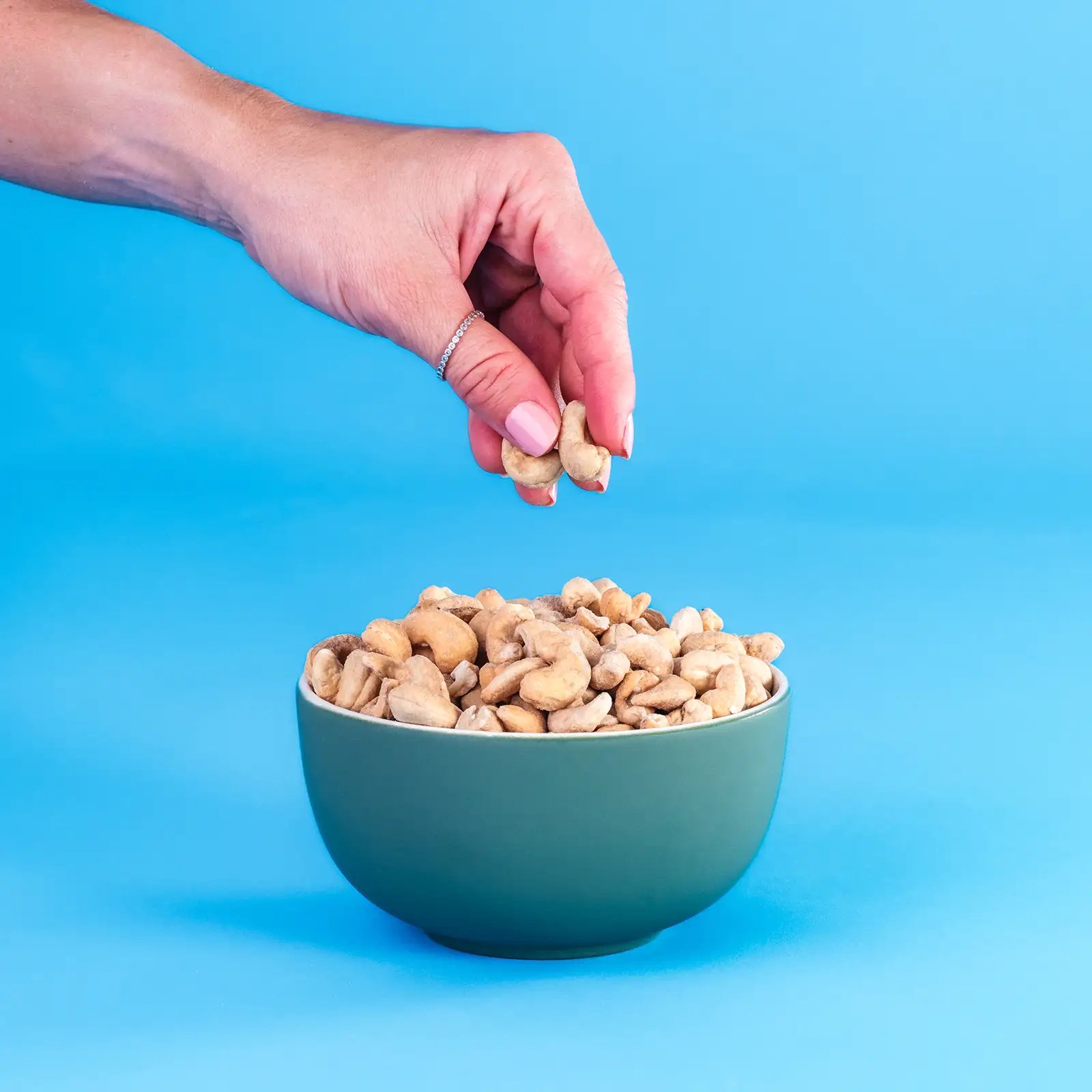 kešu WW320 pražené solené