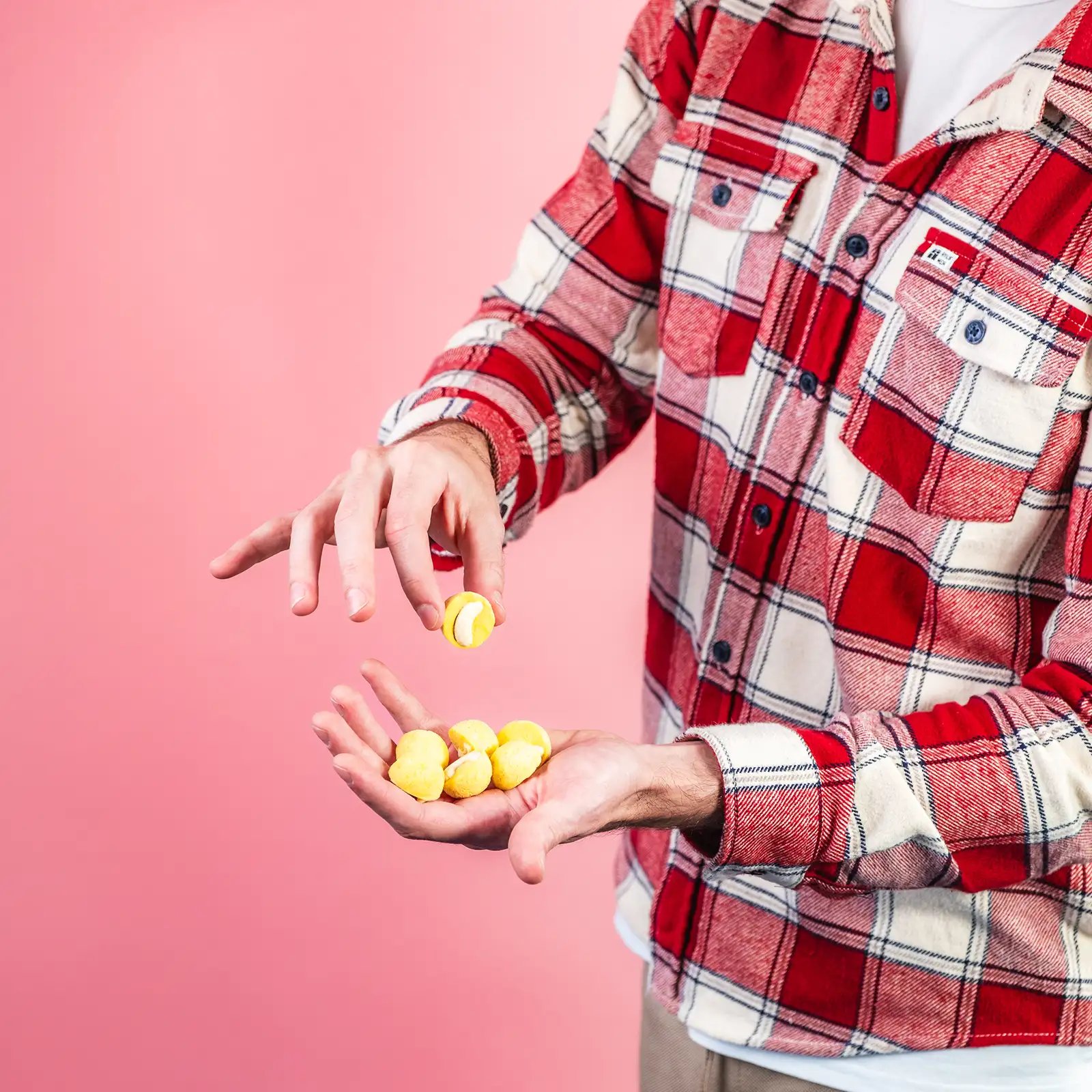 Zmrzlinový kopček mango a kešu