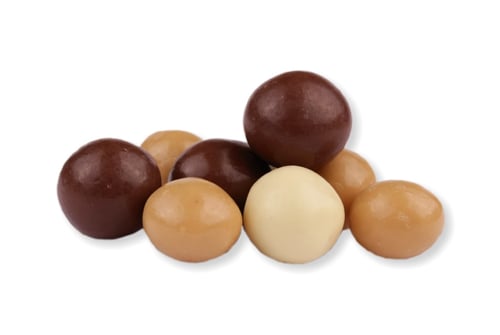 E-shop Ochutnej Ořech Lieskové orechy TROJFAREBNÉ (jogurt, karamel, mliečna čoko)